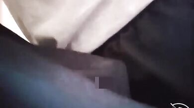 《家庭乱伦》下药迷翻风韵犹存的大嫂趁哥哥在客厅睡着一通猛操2